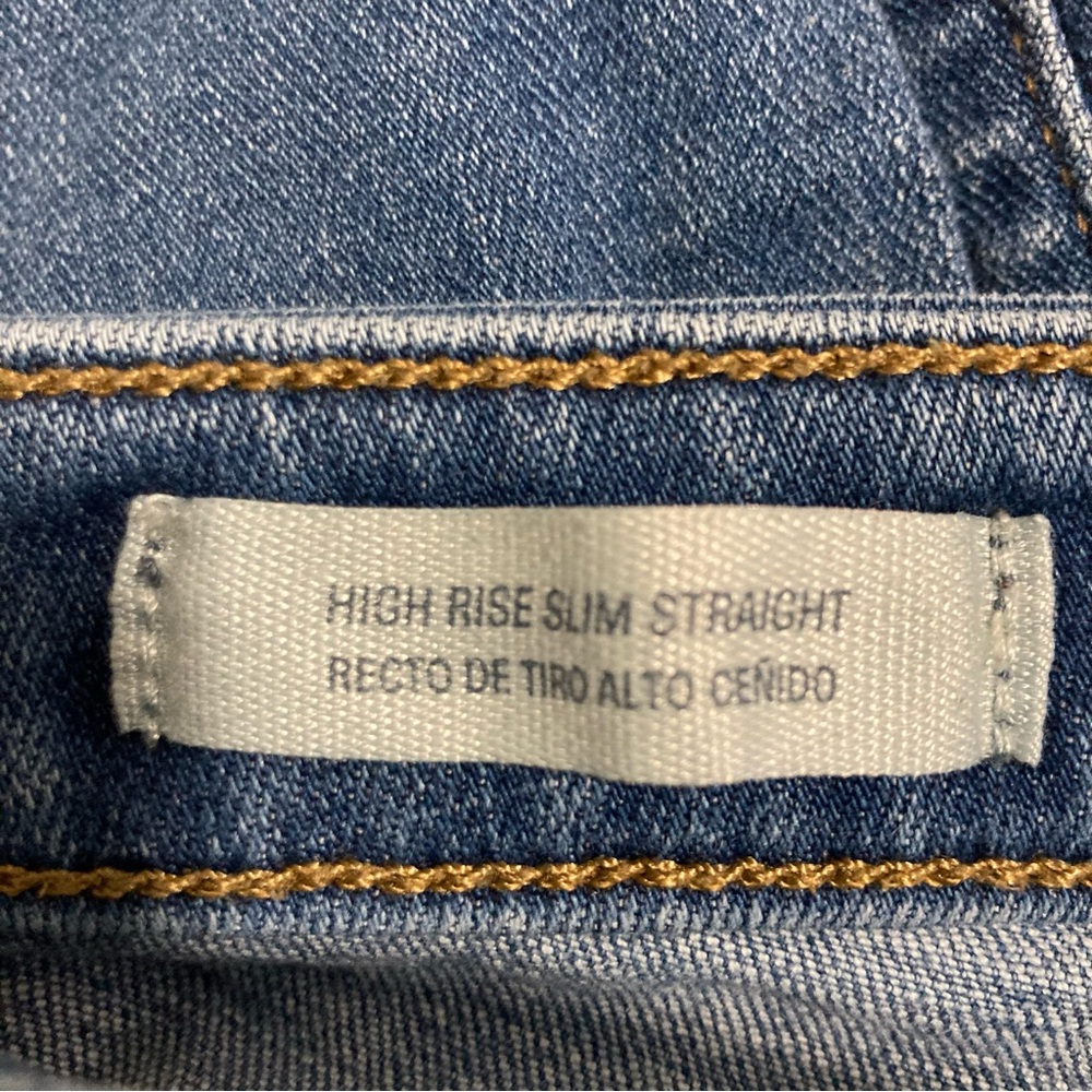 UNIVERSAL THREAD GOODS CO. HIGH RISE SLIM STRAIGHT JEANS - Picture 7 of 7